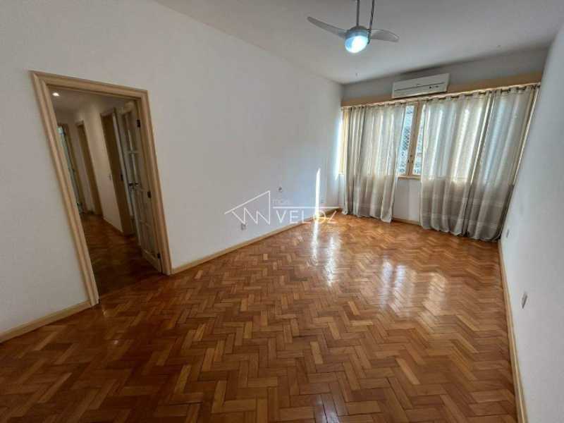 Apartamento à venda com 2 quartos, 82m² - Foto 2