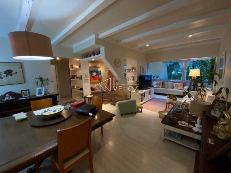 Apartamento à venda com 3 quartos, 106m² - Foto 2