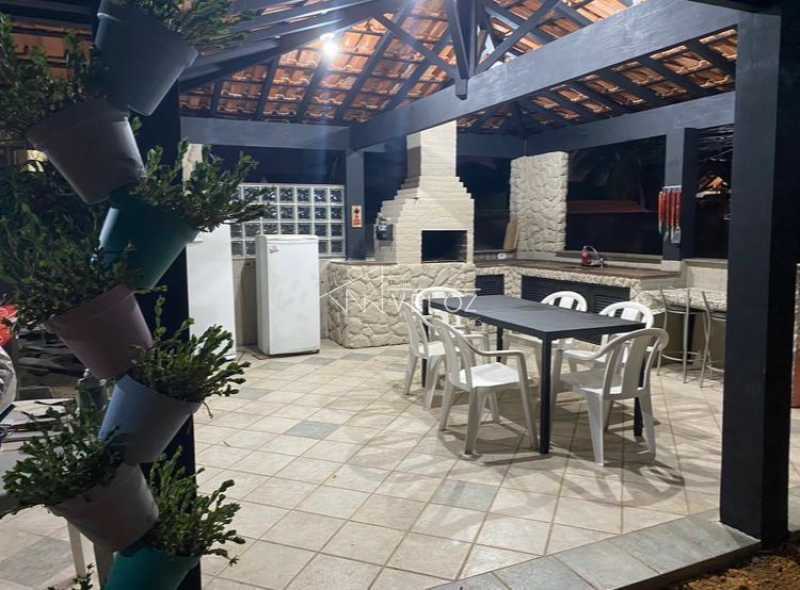 Casa à venda com 8 quartos, 1200m² - Foto 28