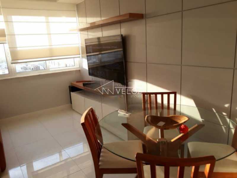 Apartamento à venda com 2 quartos, 76m² - Foto 2