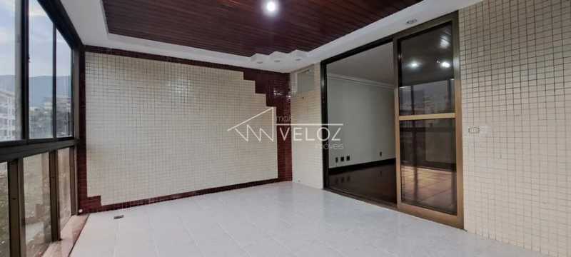 Apartamento à venda com 3 quartos, 151m² - Foto 3