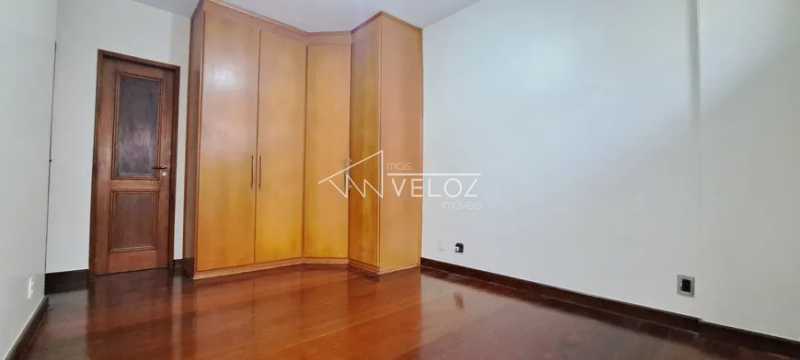 Apartamento à venda com 3 quartos, 151m² - Foto 6