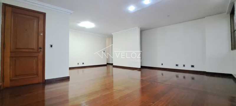 Apartamento à venda com 3 quartos, 151m² - Foto 4