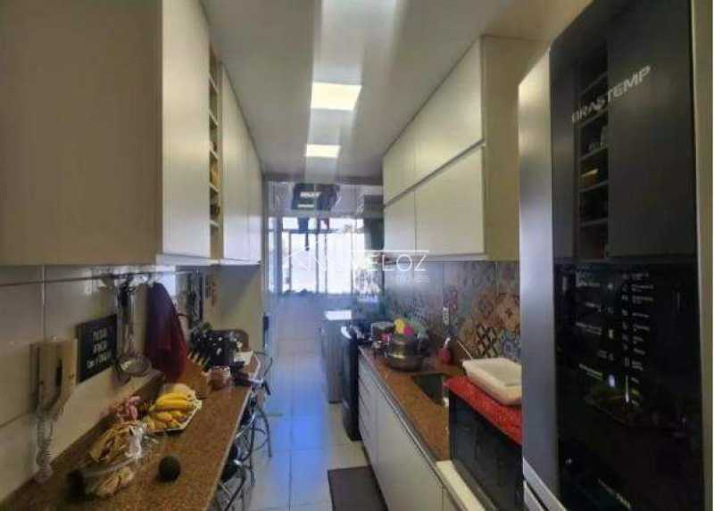 Apartamento à venda com 3 quartos, 81m² - Foto 7