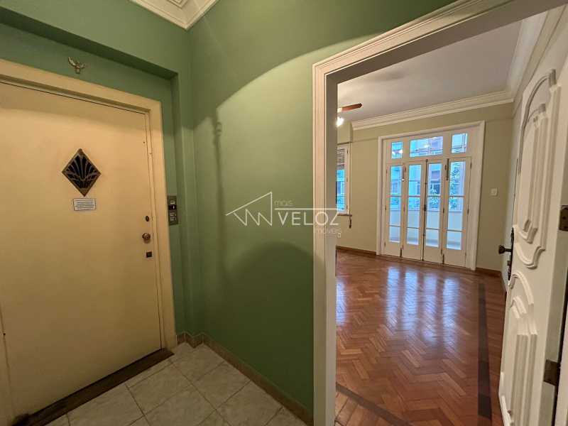 Apartamento à venda com 3 quartos, 147m² - Foto 6