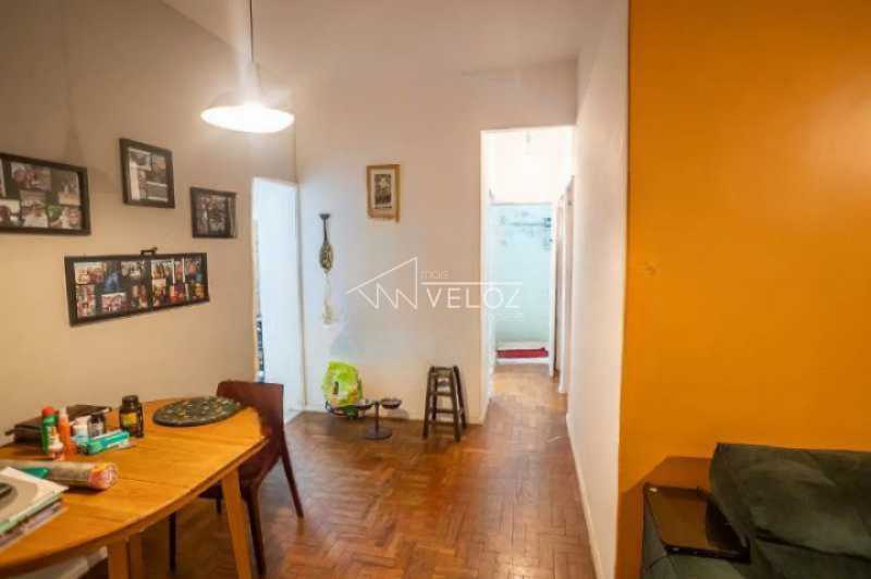 Apartamento à venda com 2 quartos, 80m² - Foto 1