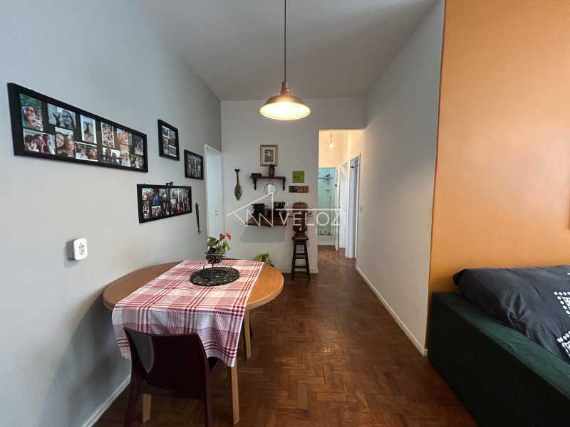 Apartamento à venda com 2 quartos, 80m² - Foto 3