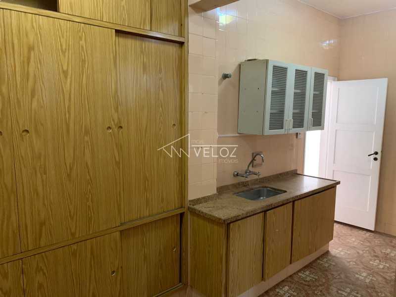 Apartamento à venda com 2 quartos, 76m² - Foto 17