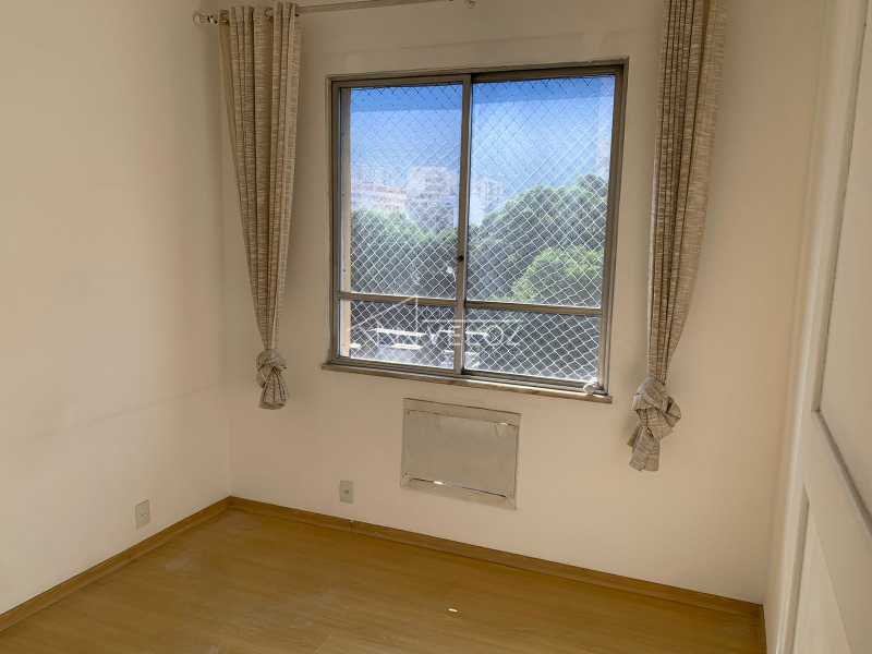 Apartamento à venda com 2 quartos, 76m² - Foto 6