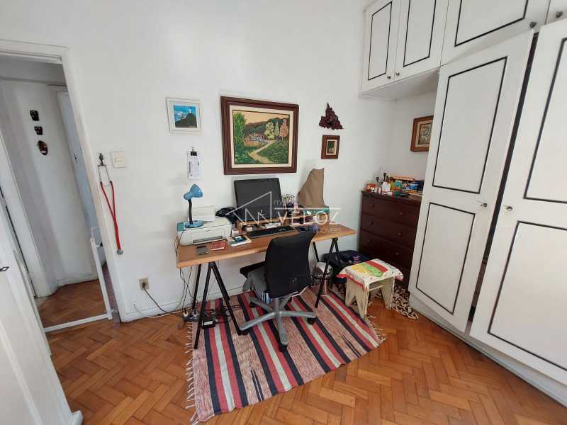 Apartamento à venda com 2 quartos, 70m² - Foto 15