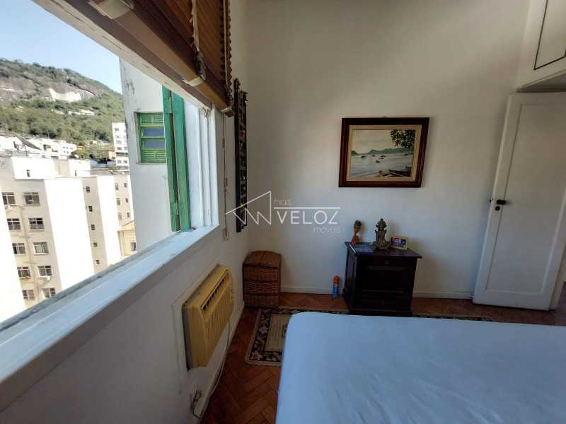 Apartamento à venda com 2 quartos, 70m² - Foto 9