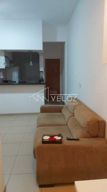 Apartamento à venda com 1 quarto, 38m² - Foto 2