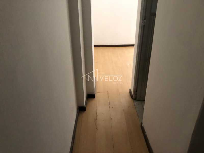 Apartamento à venda com 1 quarto, 32m² - Foto 8