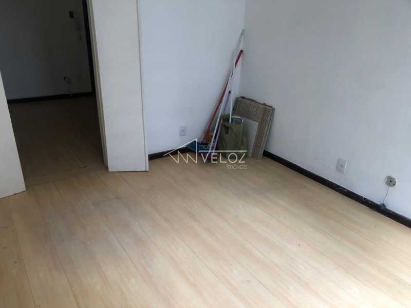 Apartamento à venda com 1 quarto, 32m² - Foto 7