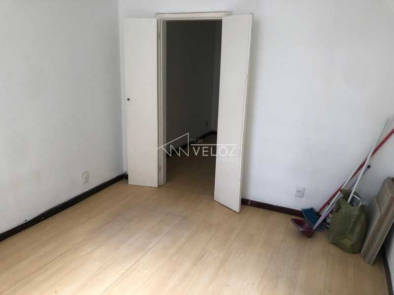 Apartamento à venda com 1 quarto, 32m² - Foto 14