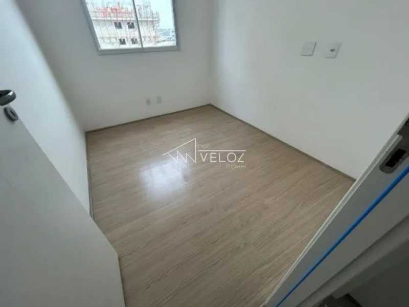 Apartamento à venda com 2 quartos, 43m² - Foto 3