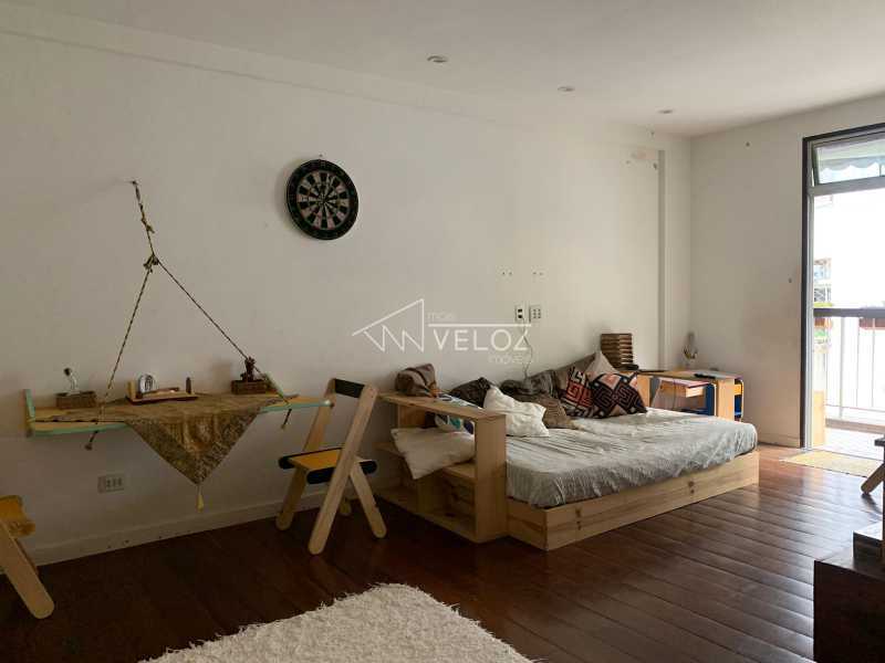 Apartamento à venda com 2 quartos, 108m² - Foto 2