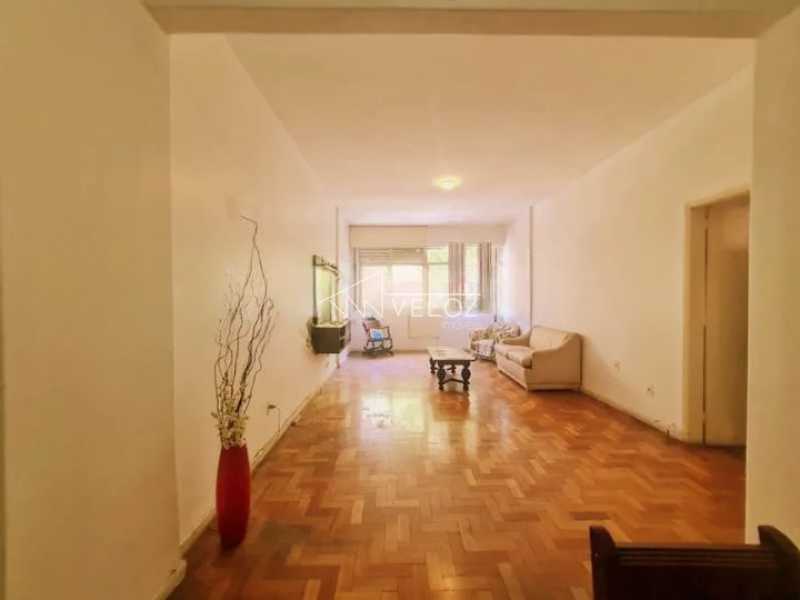 Apartamento à venda com 3 quartos, 118m² - Foto 1