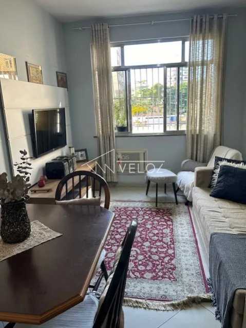 Apartamento à venda com 2 quartos, 63m² - Foto 1