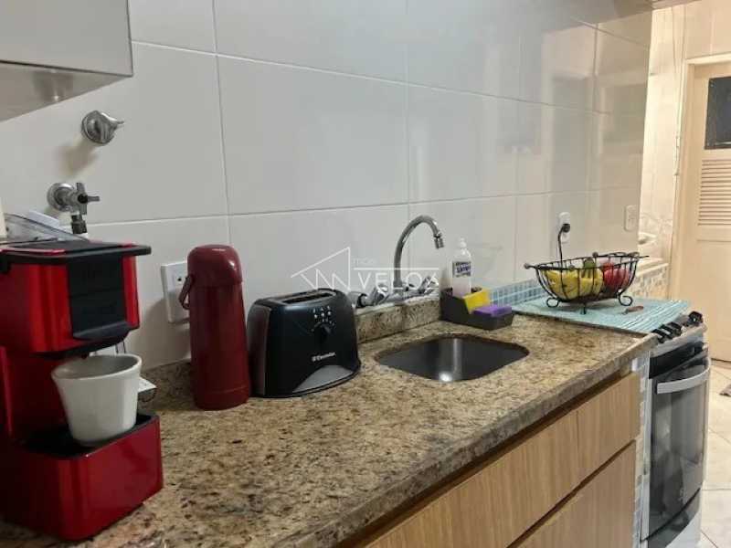 Apartamento à venda com 2 quartos, 63m² - Foto 3