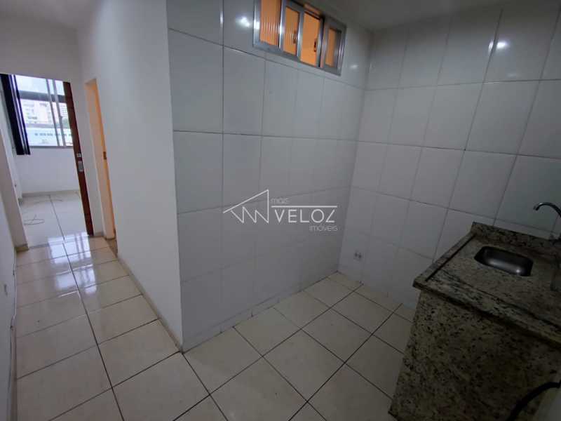 Apartamento à venda com 2 quartos, 41m² - Foto 14