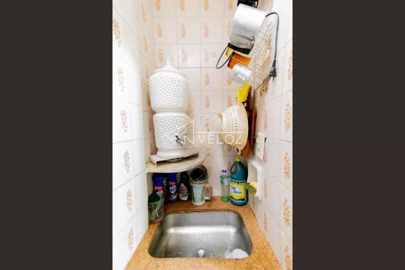 Apartamento à venda com 1 quarto, 43m² - Foto 18