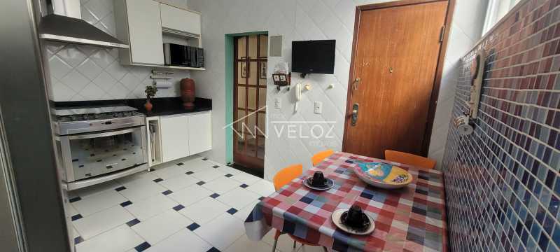 Apartamento à venda com 3 quartos, 93m² - Foto 17