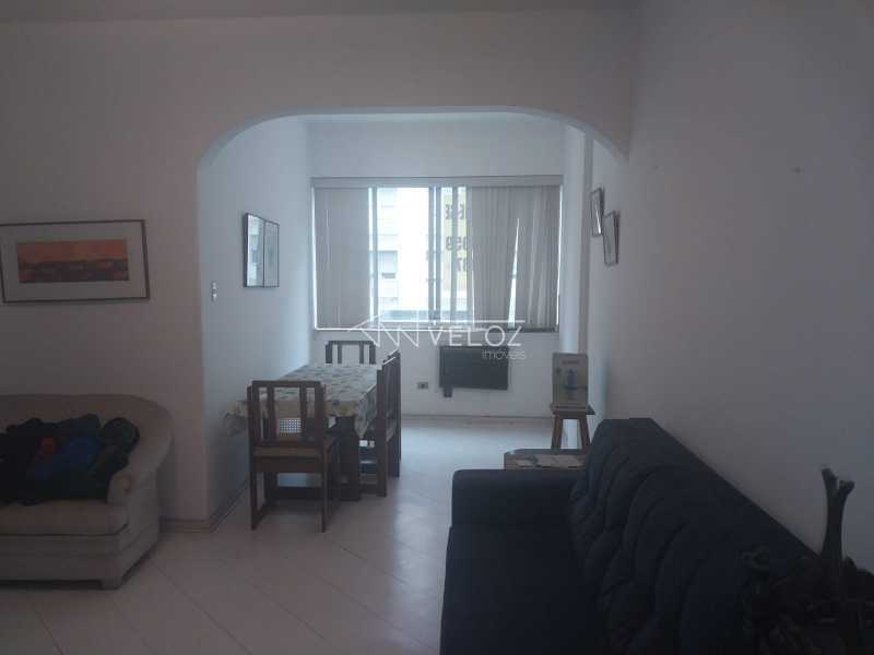 Apartamento à venda com 3 quartos, 80m² - Foto 2
