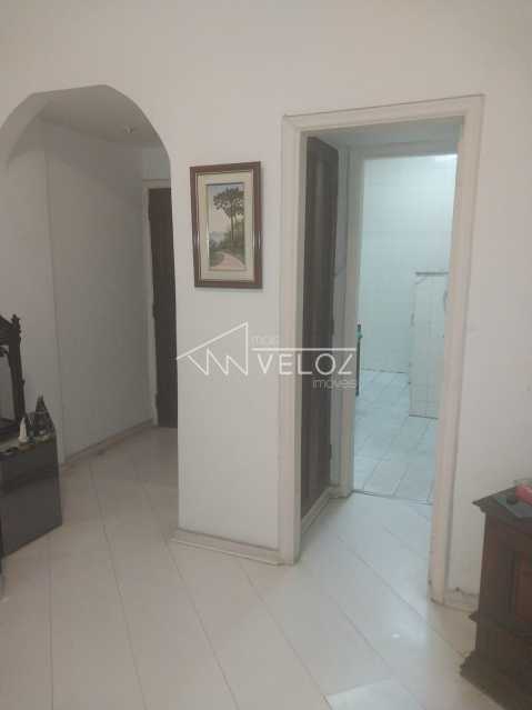 Apartamento à venda com 3 quartos, 80m² - Foto 3