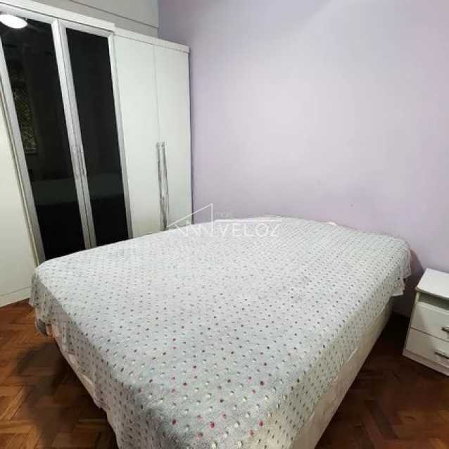 Apartamento à venda com 2 quartos, 76m² - Foto 17