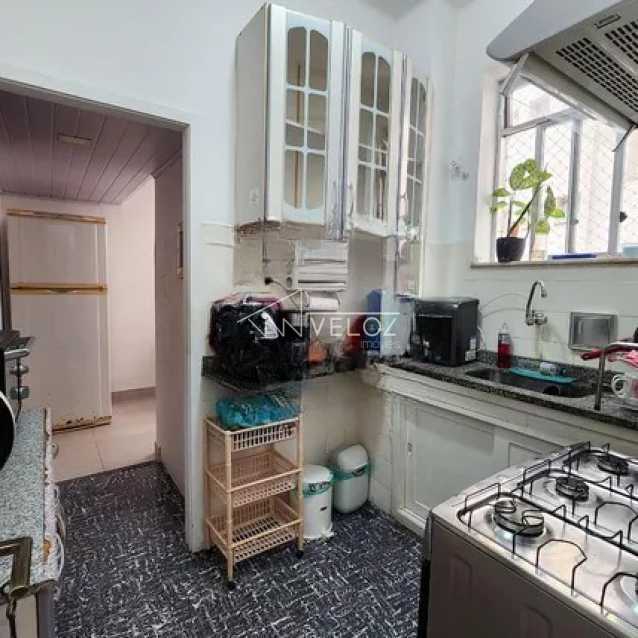 Apartamento à venda com 2 quartos, 76m² - Foto 20