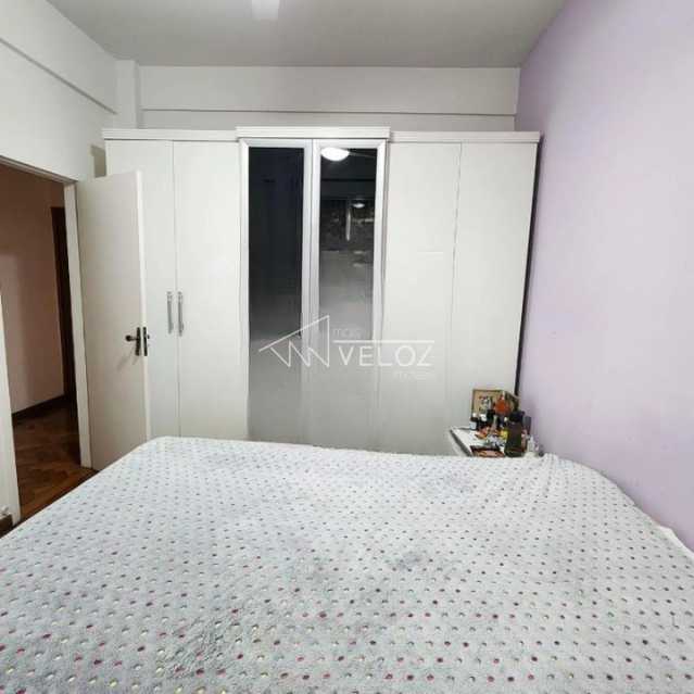 Apartamento à venda com 2 quartos, 76m² - Foto 23