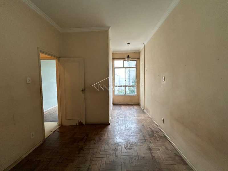 Apartamento à venda com 2 quartos, 61m² - Foto 8