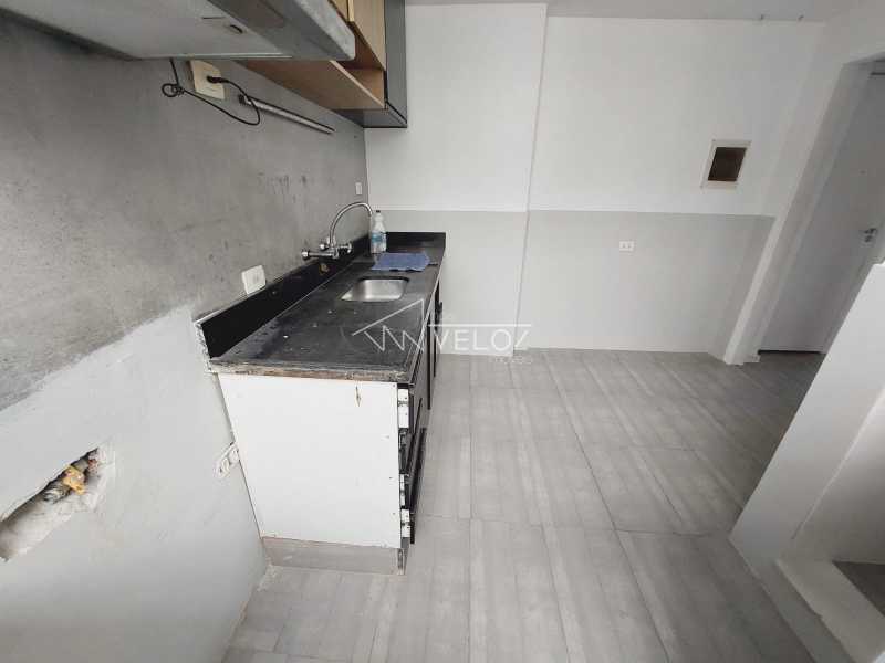 Apartamento à venda com 2 quartos, 58m² - Foto 19