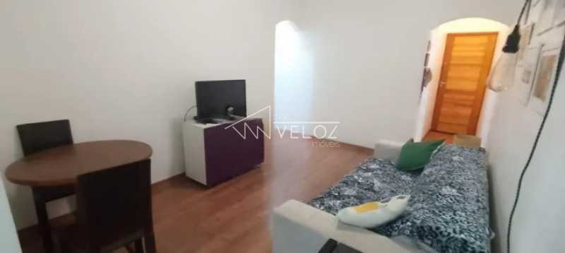 Apartamento à venda com 2 quartos, 67m² - Foto 6