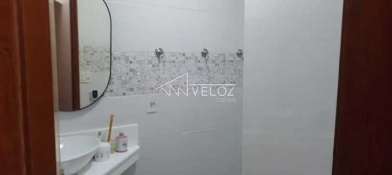 Apartamento à venda com 2 quartos, 67m² - Foto 13