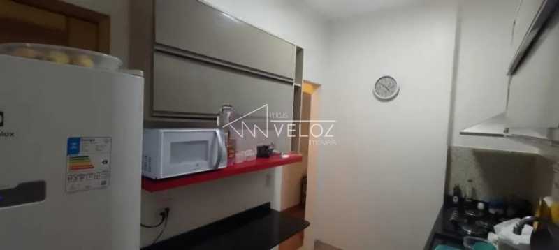 Apartamento à venda com 2 quartos, 67m² - Foto 21