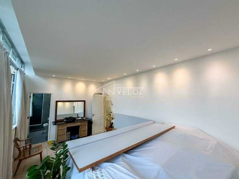 Apartamento à venda com 2 quartos, 128m² - Foto 1