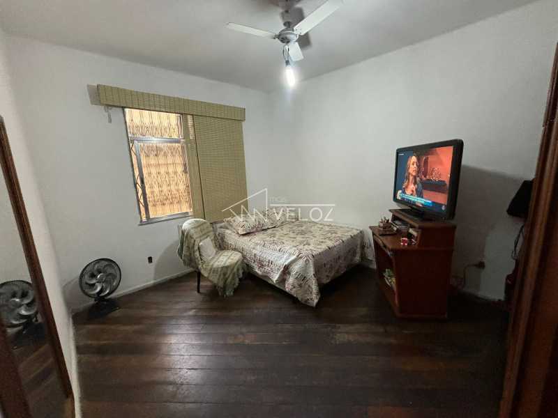 Apartamento à venda com 2 quartos, 77m² - Foto 10