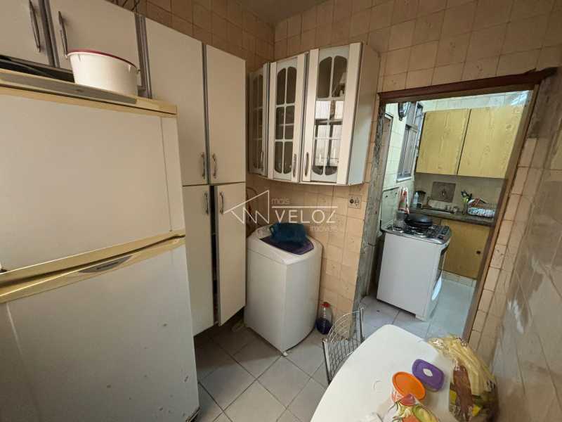 Apartamento à venda com 2 quartos, 77m² - Foto 18