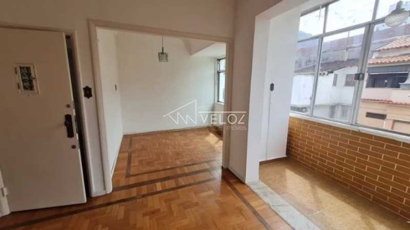 Apartamento à venda com 3 quartos, 97m² - Foto 1