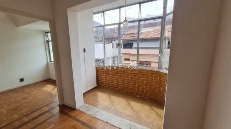 Apartamento à venda com 3 quartos, 97m² - Foto 21