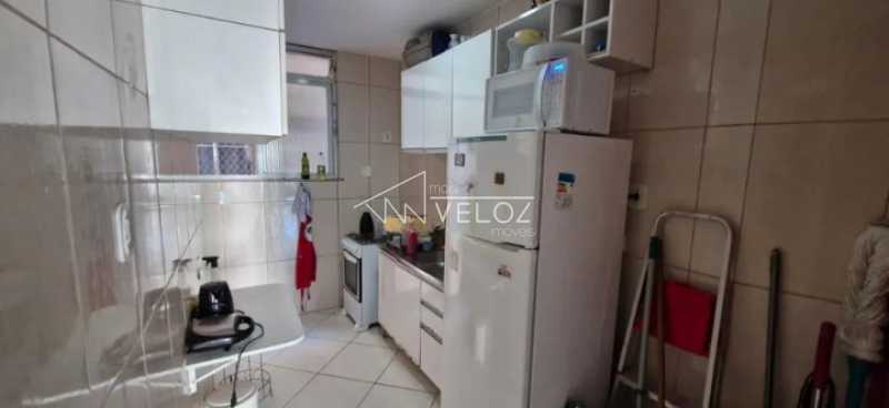 Apartamento à venda com 2 quartos, 63m² - Foto 13