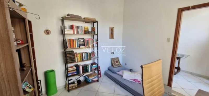 Apartamento à venda com 2 quartos, 63m² - Foto 8