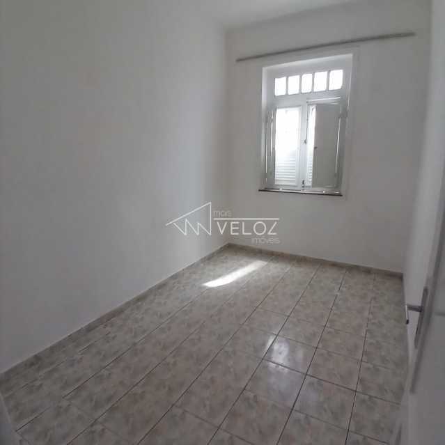 Apartamento à venda com 2 quartos, 66m² - Foto 12