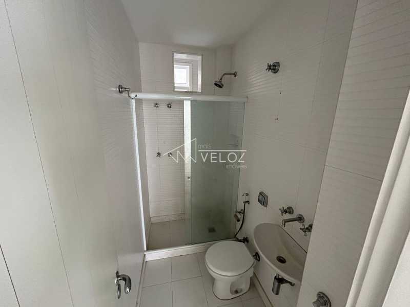 Apartamento à venda com 4 quartos, 220m² - Foto 15