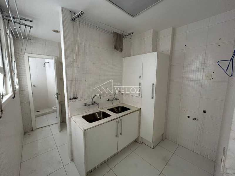 Apartamento à venda com 4 quartos, 220m² - Foto 32