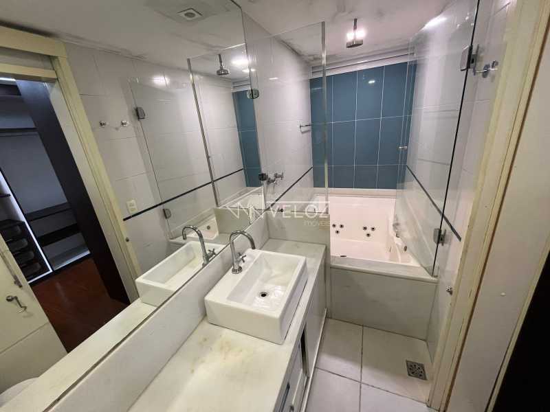 Cobertura à venda com 3 quartos, 216m² - Foto 23