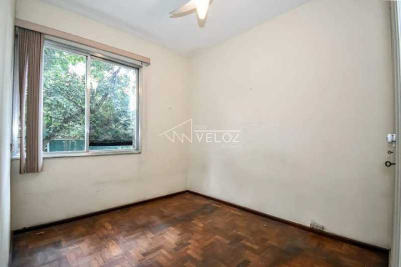 Apartamento à venda com 2 quartos, 64m² - Foto 1