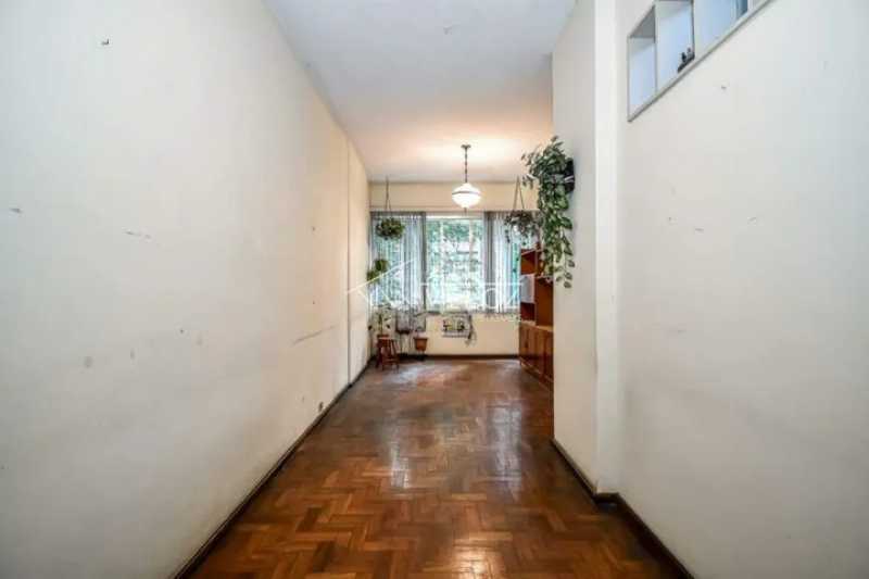 Apartamento à venda com 2 quartos, 64m² - Foto 8